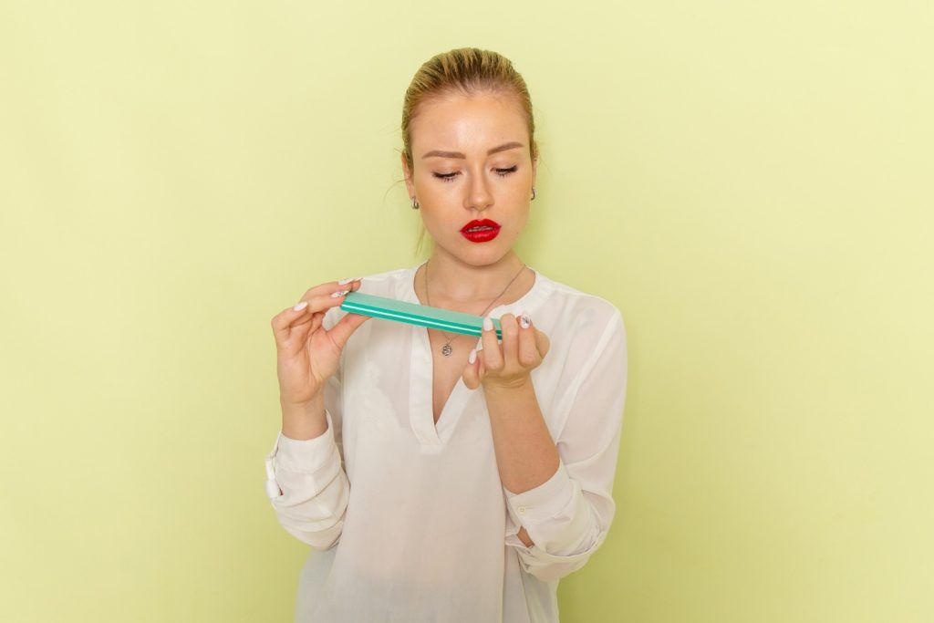 tratament-pentru-intarirea-unghilor-1